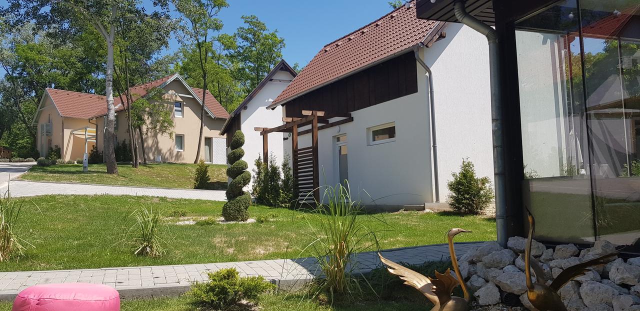 Kenese-Voelgye Villahotel Balatonkenese Εξωτερικό φωτογραφία